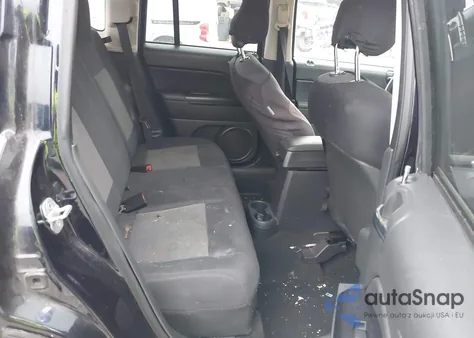 2011 Jeep Compass из США, поврежденный, VIN 1J4NT1FA7BD165634